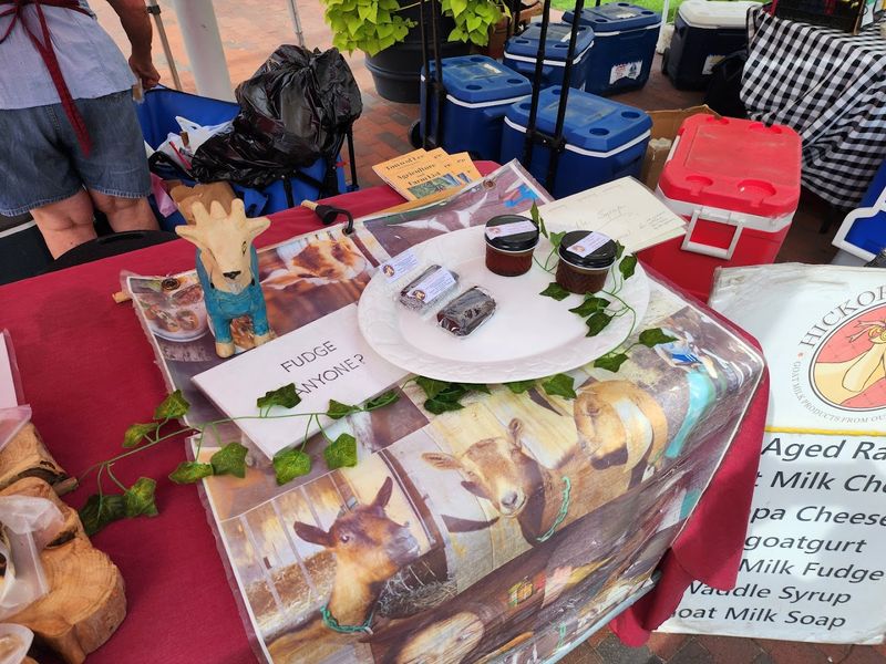 Charles Square Farmers Market &ndash; Cambridge