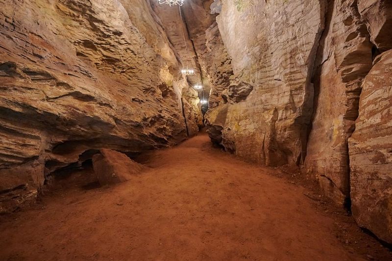 Laurel Caverns