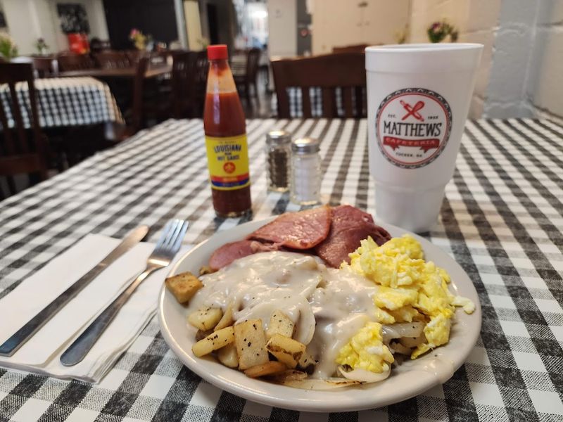 Matthews Cafeteria, Tucker, DeKalb County