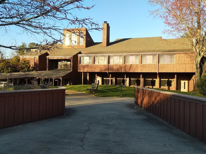Smith Creek Tavern