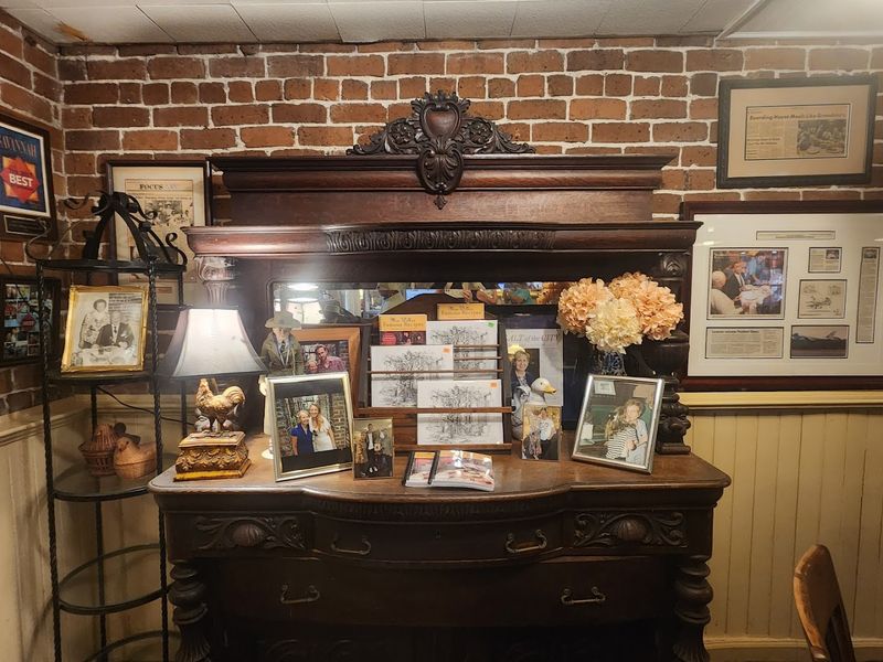 A Dining Room Filled with Small Details