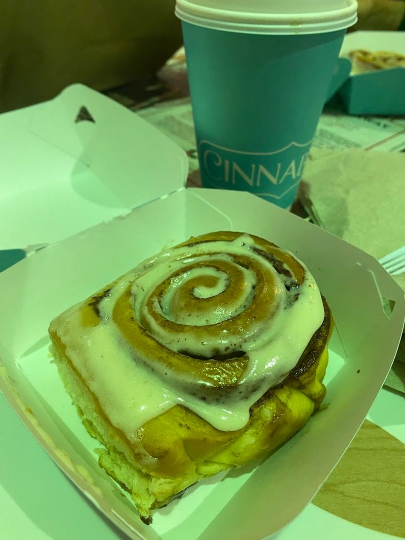 Cinnabon Cross Creek Mall