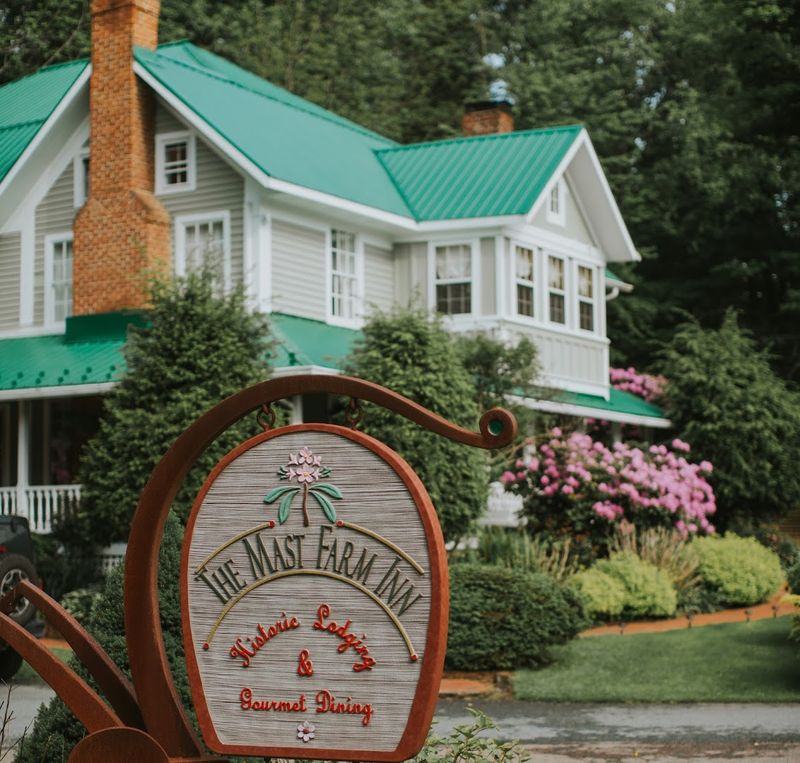What to Know Before You Book for the Smoothest Stay