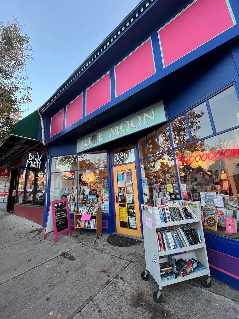 Community-Centered Approach to Bookselling