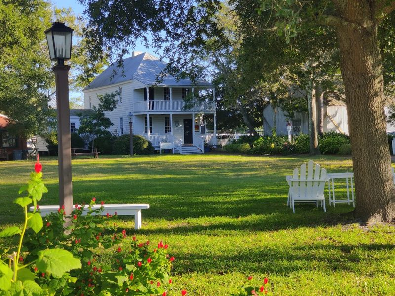 Beaufort Historic Waterfront - Beaufort, Carteret County
