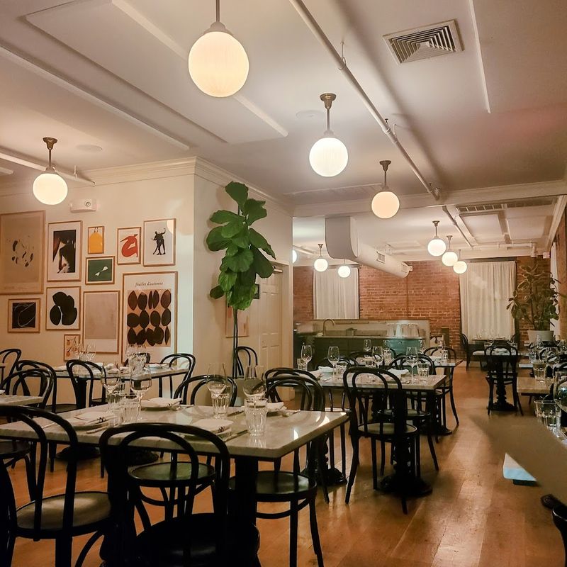 Hip Atmosphere Where Brick Meets Modern Design