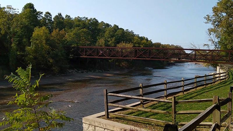 Chagrin River Park