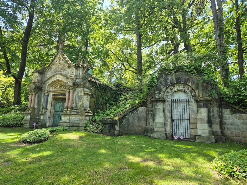 Lake View Cemetery - Cleveland, Cuyahoga County