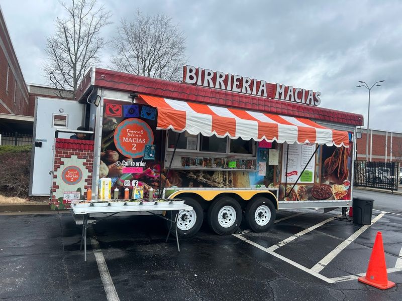 Taqueria & Birreria Macias