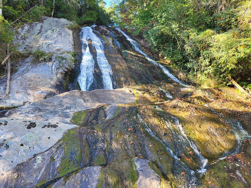Dick's Creek Falls