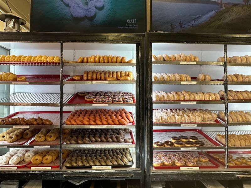 Donut Land 