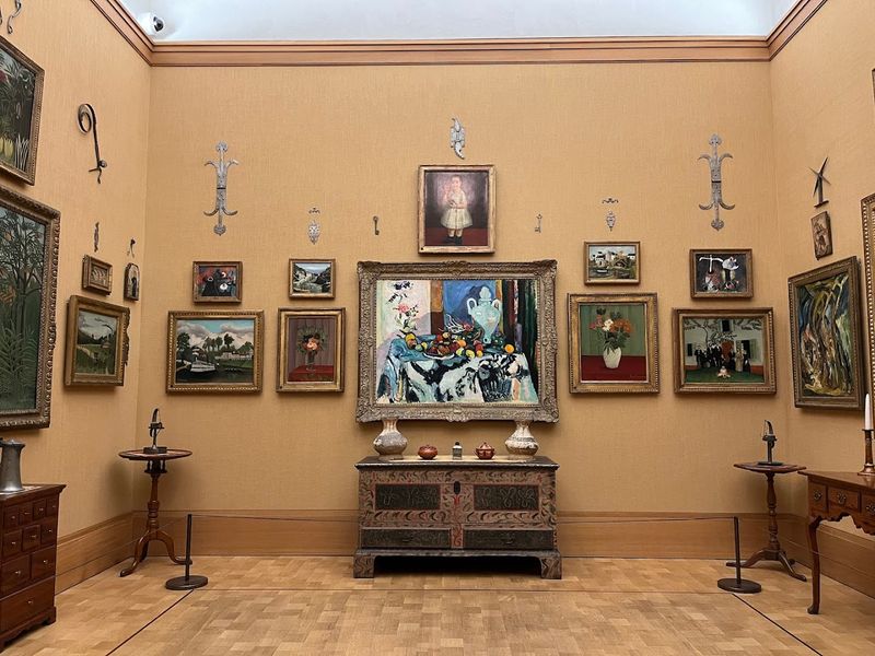 The Ensemble Wall Arrangements