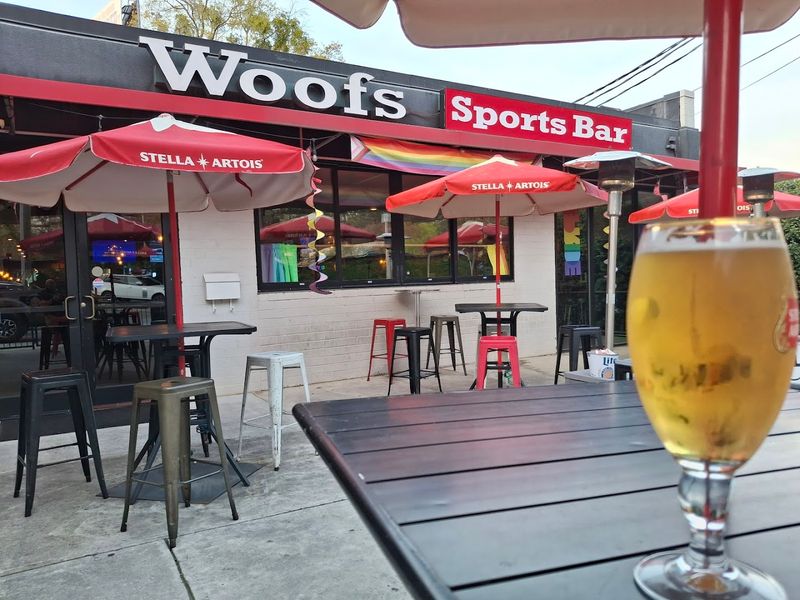 Woofs Atlanta (Midtown)