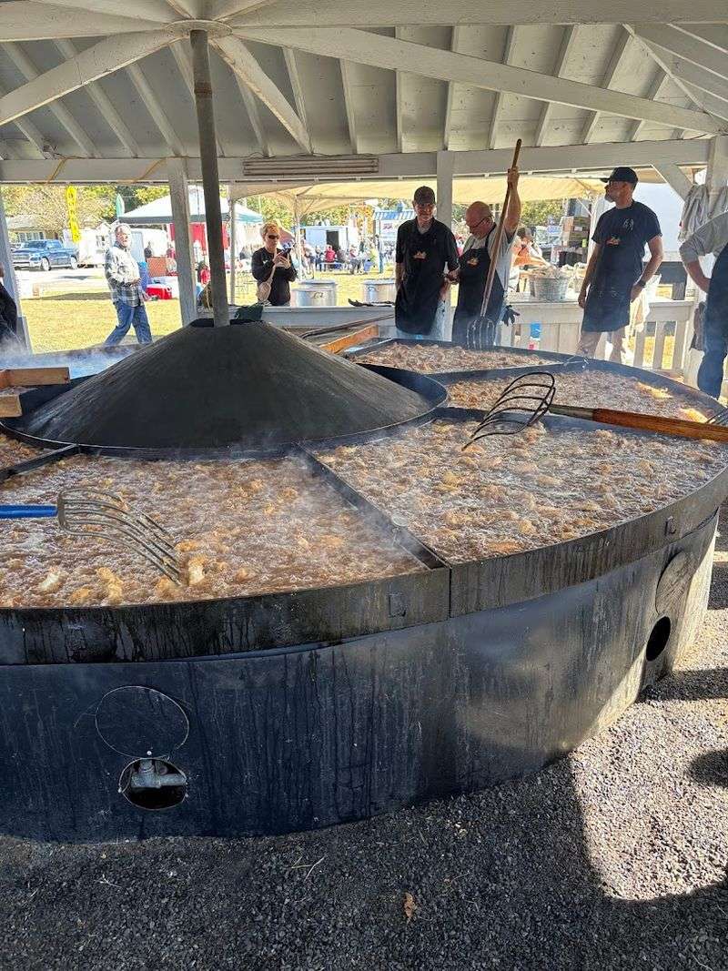World&rsquo;s Largest Frying Pan