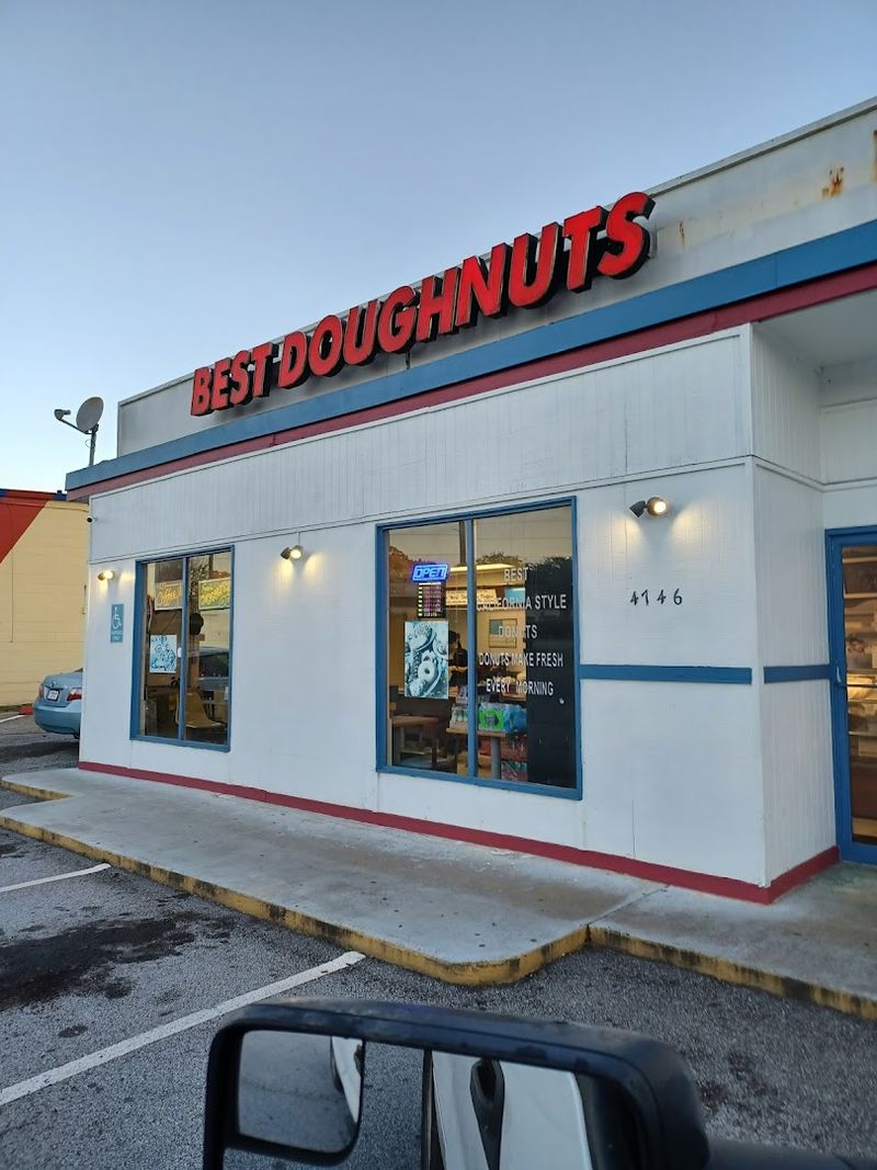Best Country Doughnuts 