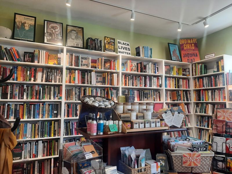 Charis Books & More (Decatur)