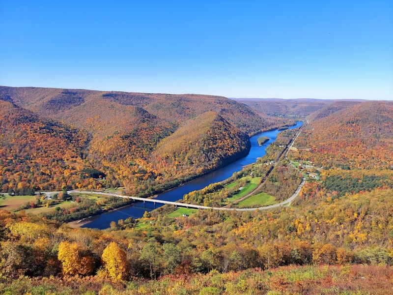 Hang Gliding At Hyner View State Park