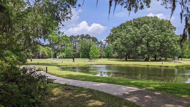 Scenic River and Plantation History Tours