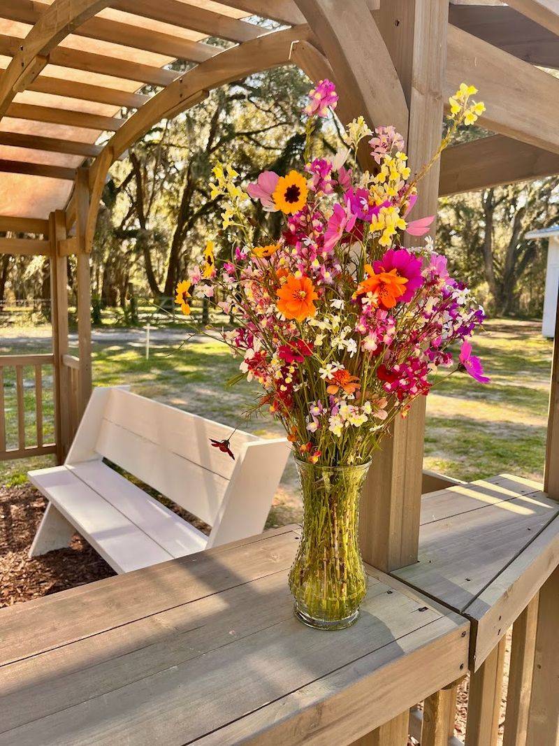 Seasonal Blooms That Showcase Spring's Best Offerings
