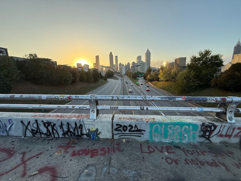 Watch Sunset from Jackson Street Bridge