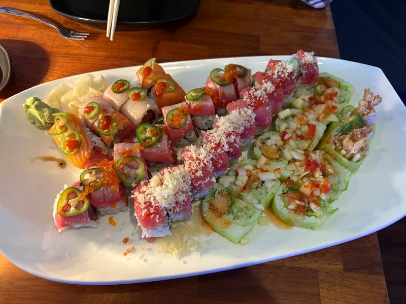 Bluefins Sushi & Sake Bar 