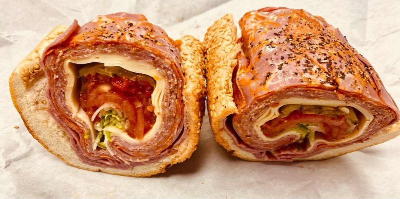 Hefty Lefty's Hoagies and Grinders - York