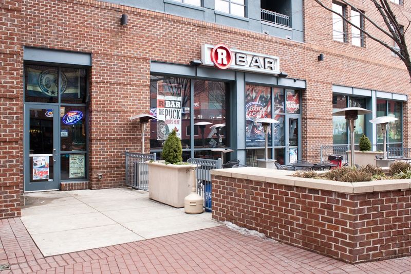 R Bar Arena 