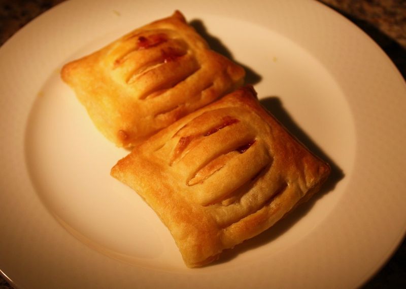 Guava & Cream Cheese Pastries (Pastelitos de Guayaba)