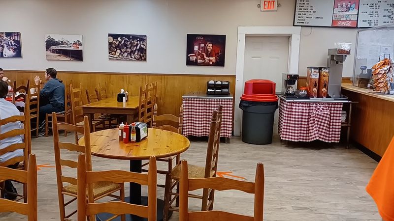 Fresh Air Barbeque - Macon