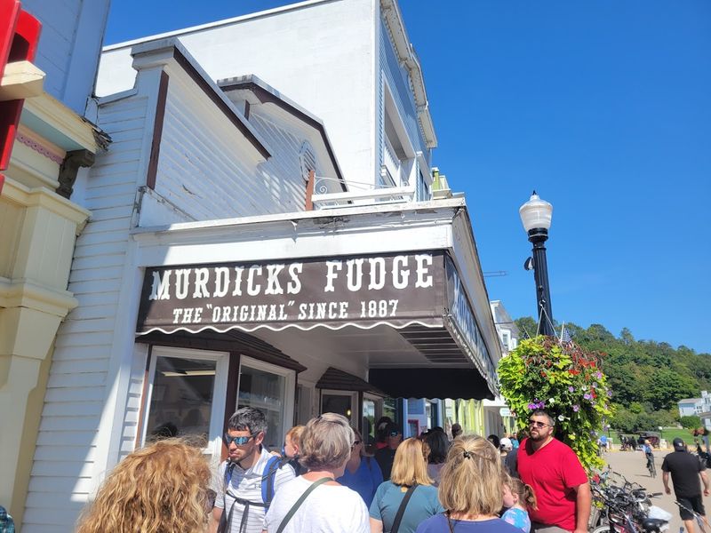 Fall Fudge Festival (October)