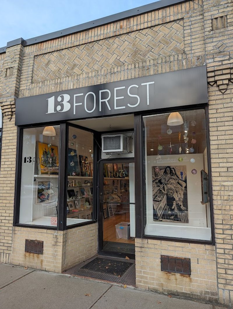 13FOREST Gallery - Arlington