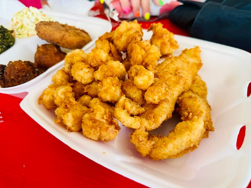 Fresh Gulf Seafood and Local Dining