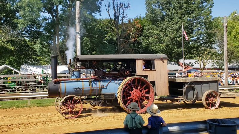 Massive Steam Traction Engines Thunder Across the Fields