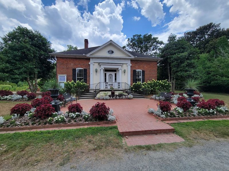 Smith-Gilbert Gardens