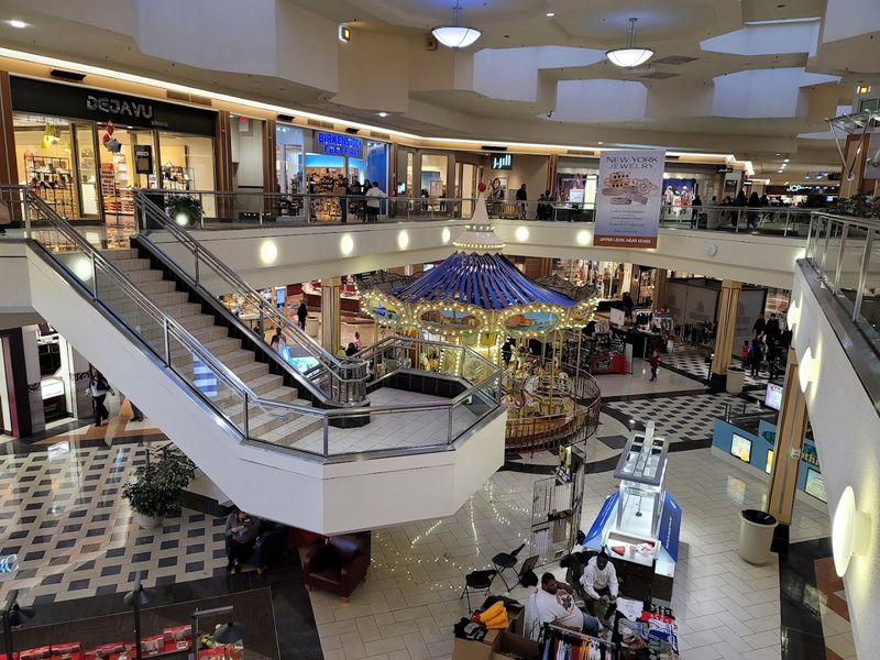 Hanes Mall