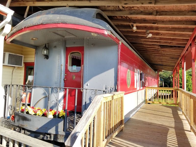 The Red Caboose Motel