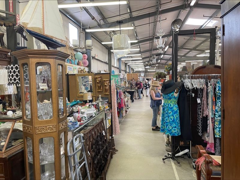 The Thrill of Treasure Hunting Keeps People Coming Back