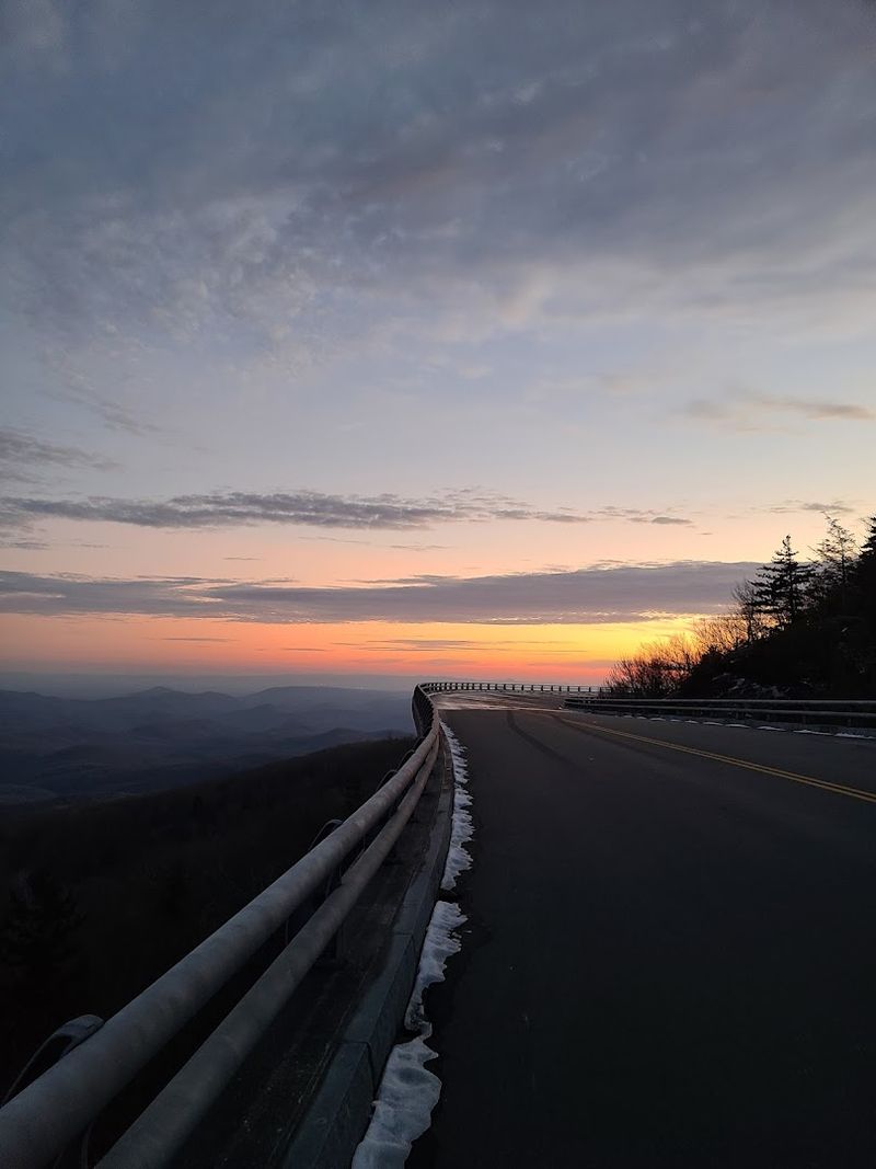 Blue Ridge Parkway &ndash; Scenic Drive With Zero Admission Cost