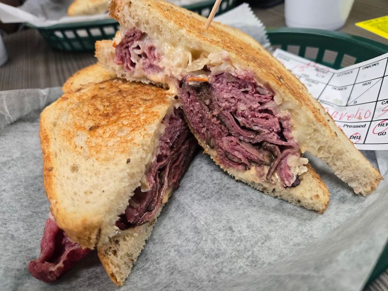 Franky's Deli Warehouse (Hialeah)