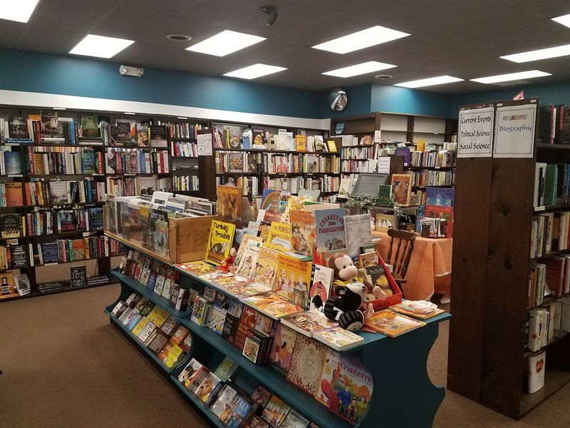 Otto Bookstore
