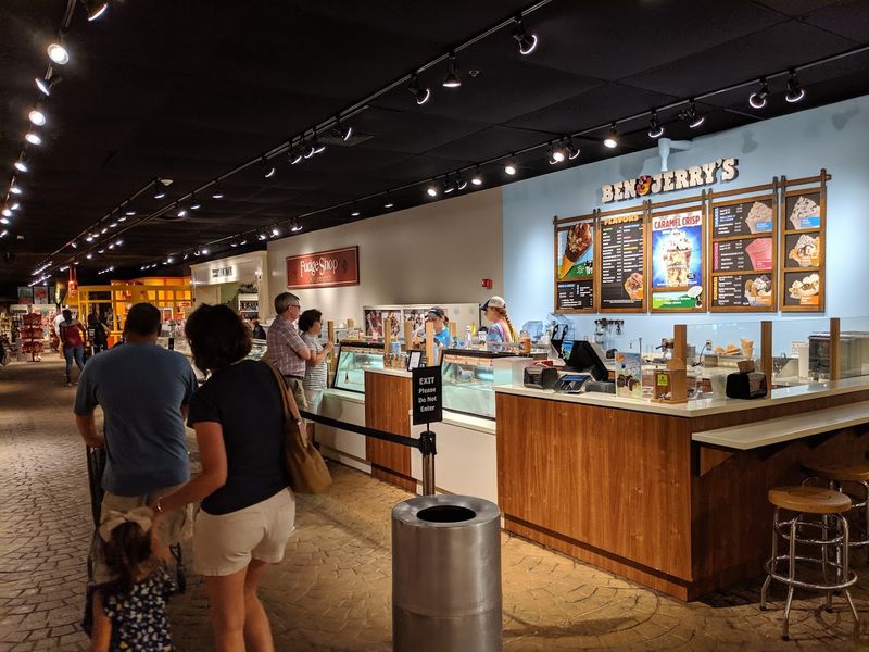 Where to Pause, Eat, and Reset
