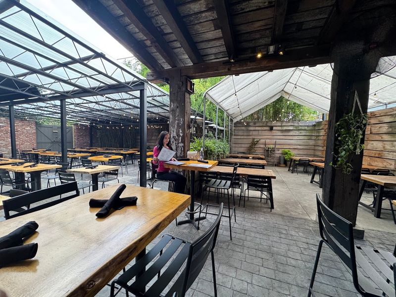 Front Street Café – Philadelphia (Fishtown)