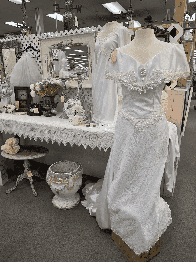 Ohio Valley Antique Mall — Fairfield