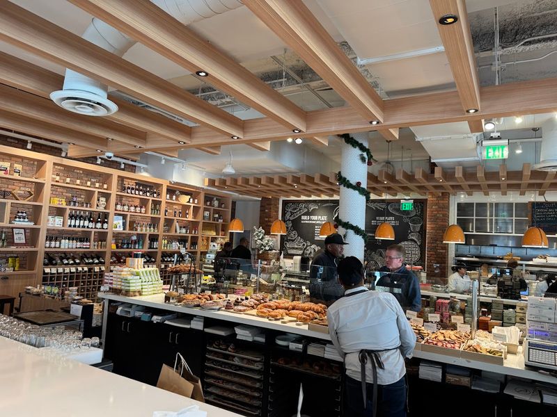 Alon's Bakery & Market (Atlanta &ndash; Virginia-Highland & Dunwoody)