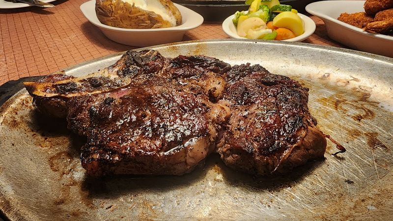 Brown Derby Road House &ndash; Ontario