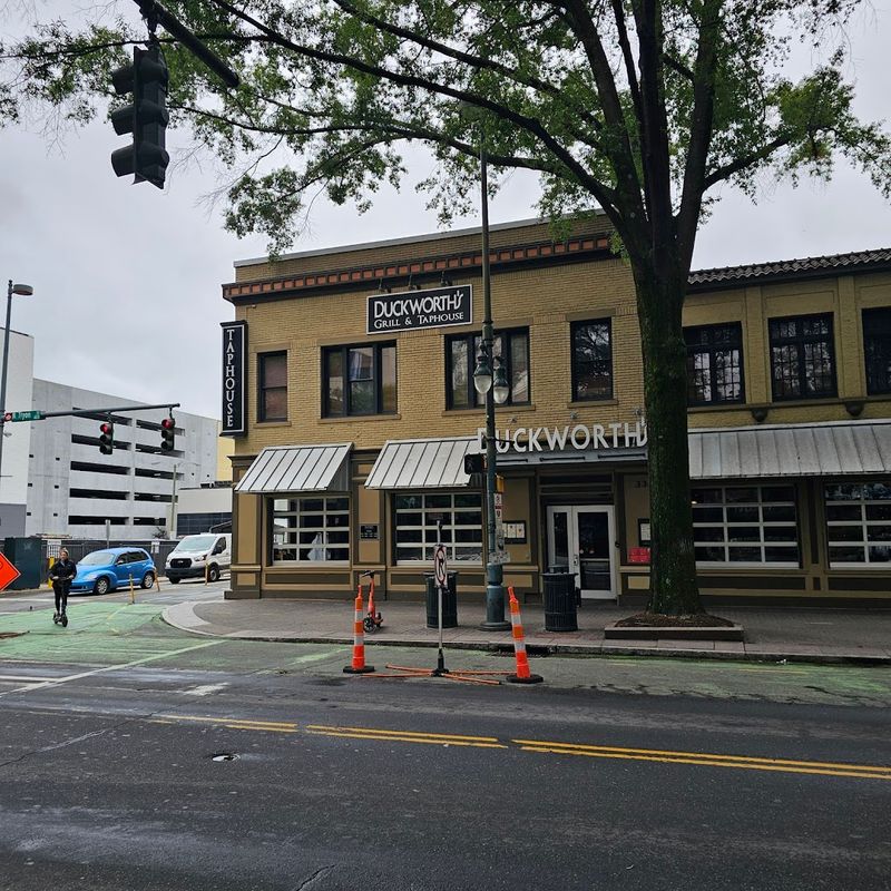Duckworth's Grill & Taphouse — Charlotte