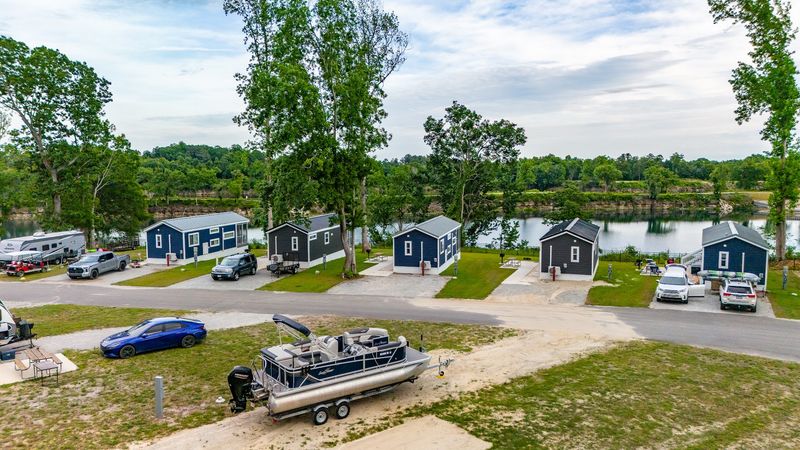 The Lakes RV & Cabin Resort