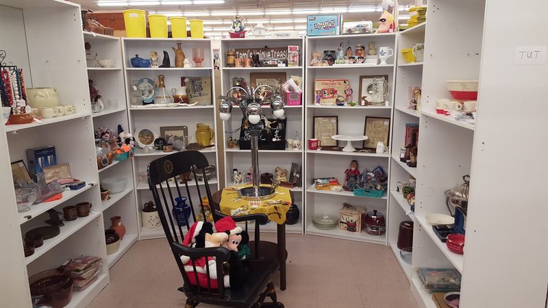 Wildwood Antique Mall - Wildwood, Florida