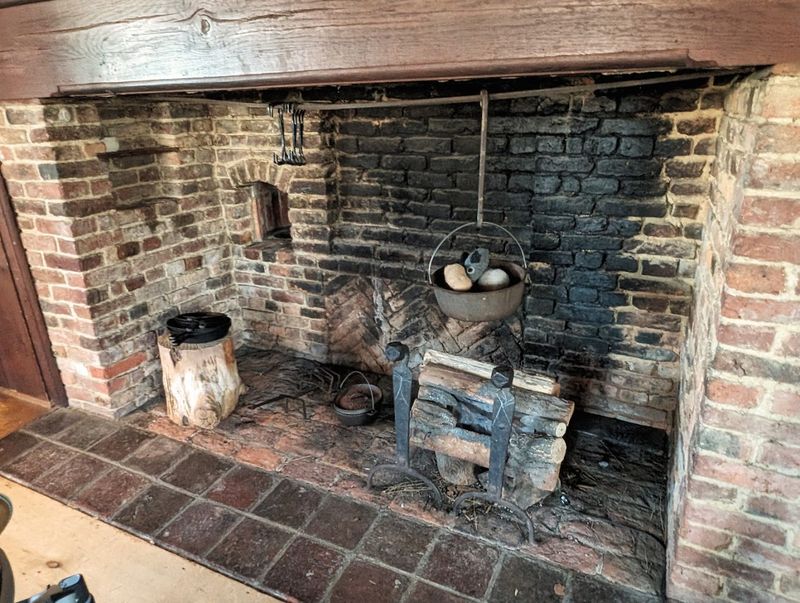 The old house that changes the mood