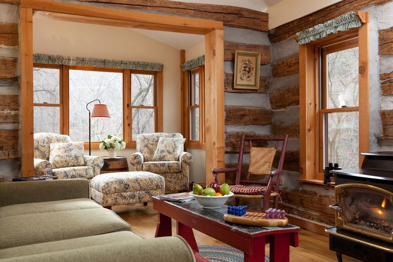 Inn & Spa at Cedar Falls